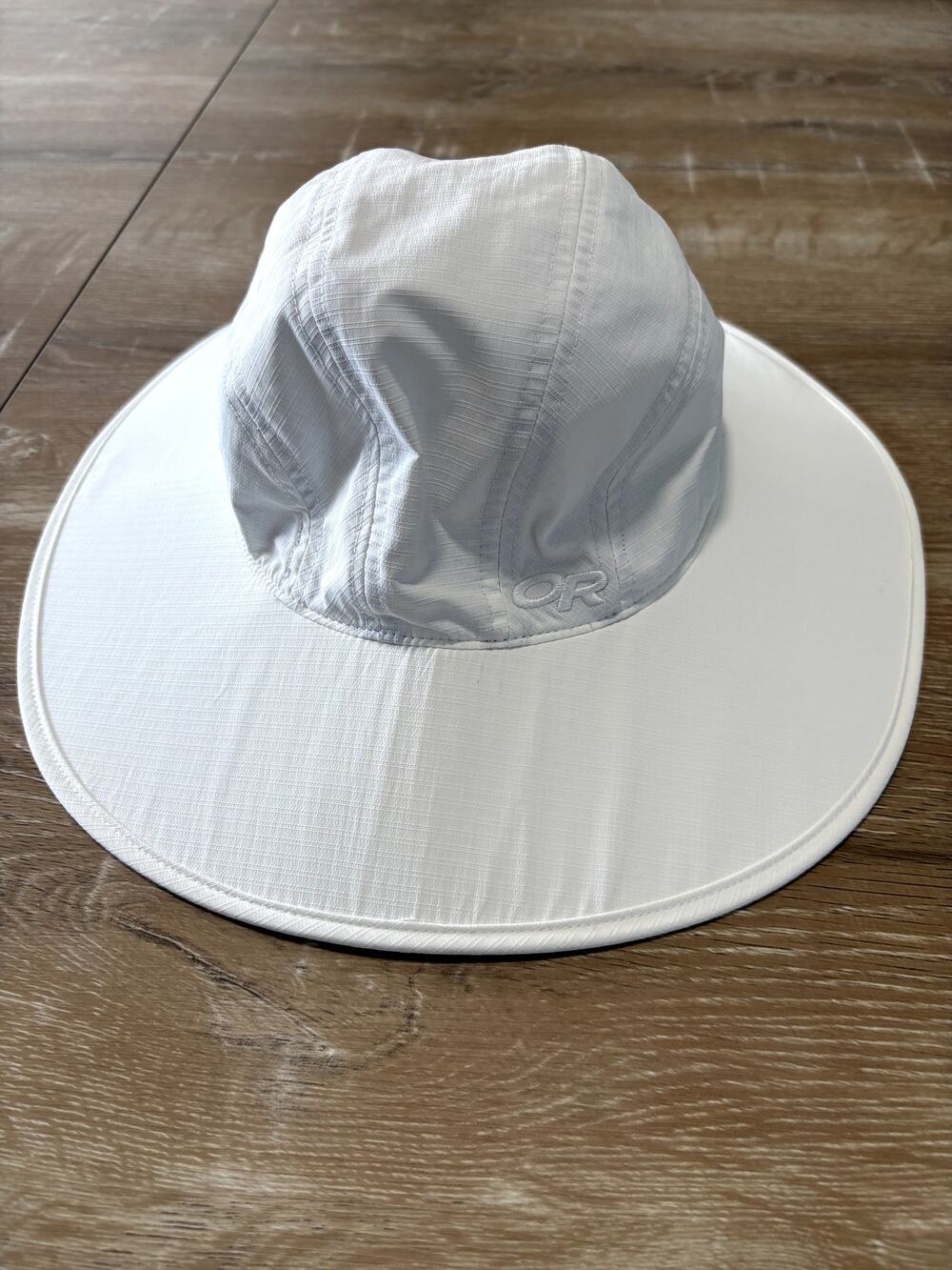 Outdoor Research Women's Oasis Sun Hat White UPF 50+ Wide Brim Cinch Size S/P